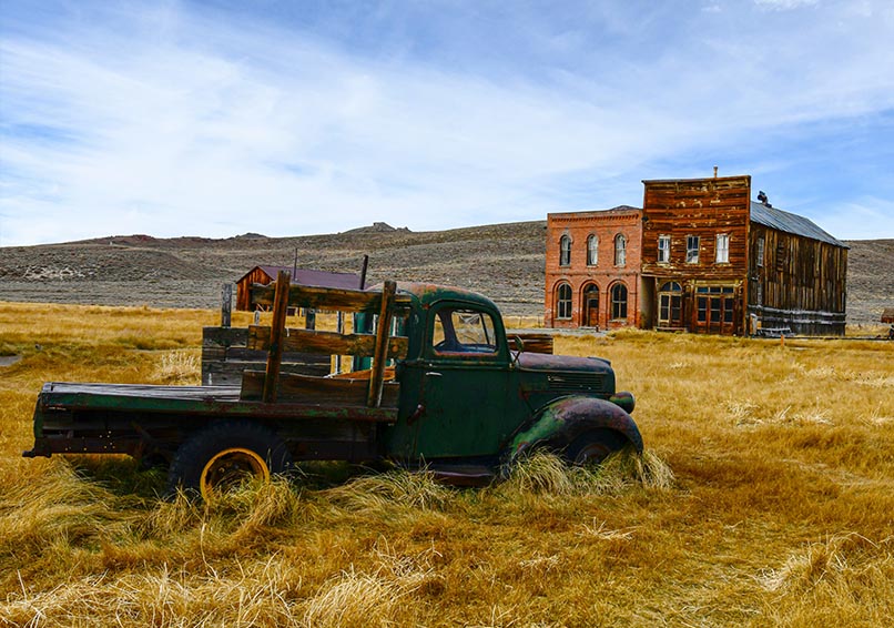 ghost towns holiday